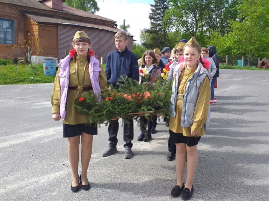 С праздником Великой Победы!!!!!.